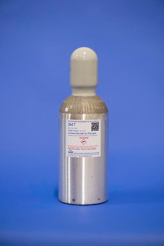 SRM 2617  氮?dú)庵械亩趸紭?biāo)準(zhǔn)品(公稱(chēng)含量為500毫微升/摩爾)